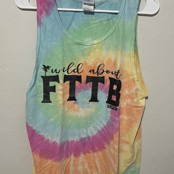 Cheer Athletics tank top - Picture 1 of 3